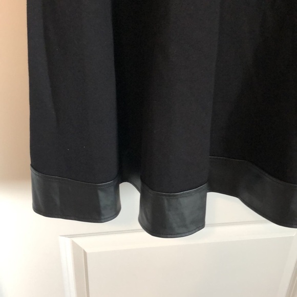 Sandra Darren Womens Fit and Flare Dress Sz 14 Black Faux Leather Elbow Sleeves - Picture 2 of 10